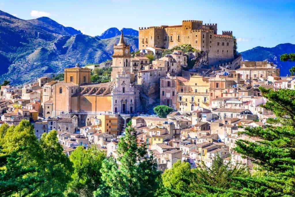 Dove Alloggiare in Sicilia: Zone Migliori e Località